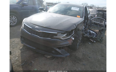 Kia Optima 2.4L I-4 DI, DOHC, VVT, 185HP Front Wheel Drive - автомобили, коли, обяви за нови и употребявани 12