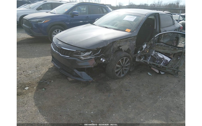 kia-optima-2-4l-i-4-di-dohc-vvt-185hp-front-wheel-drive - 5