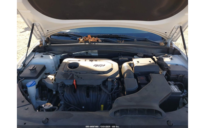 Kia Optima 2.4L I-4 DI, DOHC, VVT, 185HP Front Wheel Drive - автомобили, коли, обяви за нови и употребявани 9