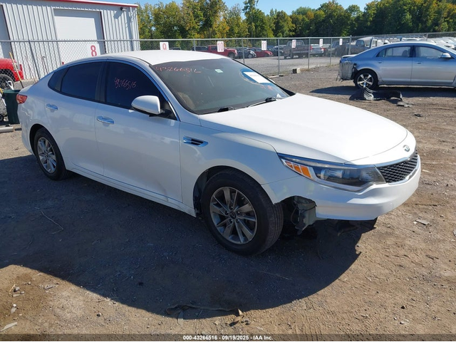Kia Optima 2.4L I-4 DI, DOHC, VVT, 185HP Front Wheel Drive - автомобили, коли, обяви за нови и употребявани 0