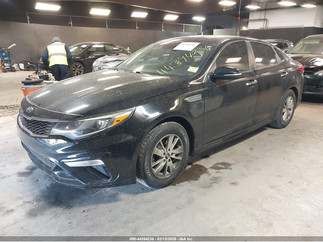 Kia Optima 2.4L I-4 DI, DOHC, VVT, 185HP Front Wheel Drive - автомобили, коли, обяви за нови и употребявани 1