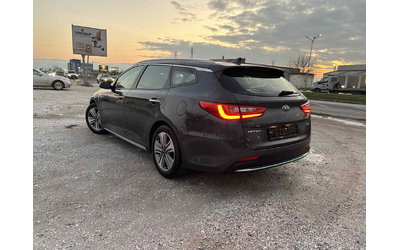 kia-optima-sportswagon-2-0-plug-in-hybrid - 1