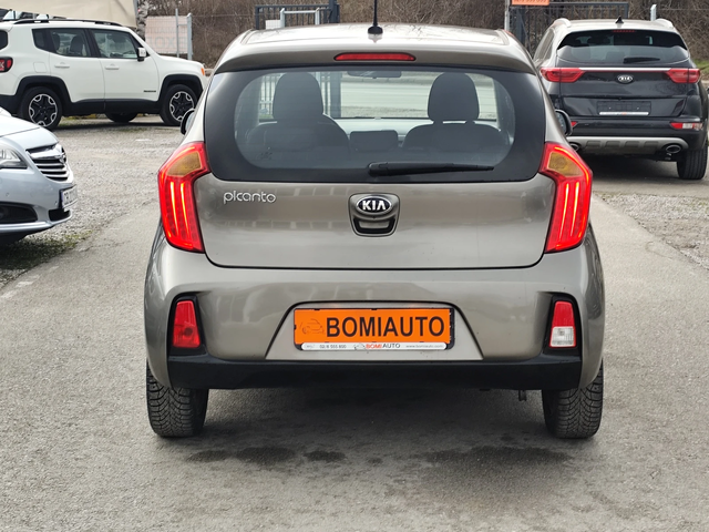 Kia Picanto 1.0i* ГАЗ* LED* NAVI* EURO6B* 77000km!* - автомобили, коли, обяви за нови и употребявани 4
