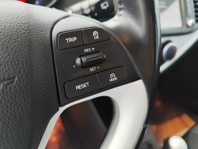 Kia Picanto 1.0i* ГАЗ* LED* NAVI* EURO6B* 77000km!* - автомобили, коли, обяви за нови и употребявани 9