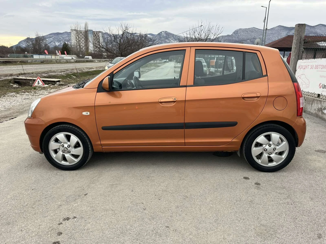 Kia Picanto 1.1I 65кс 89 000км КЛИМАТИК - автомобили, коли, обяви за нови и употребявани 5