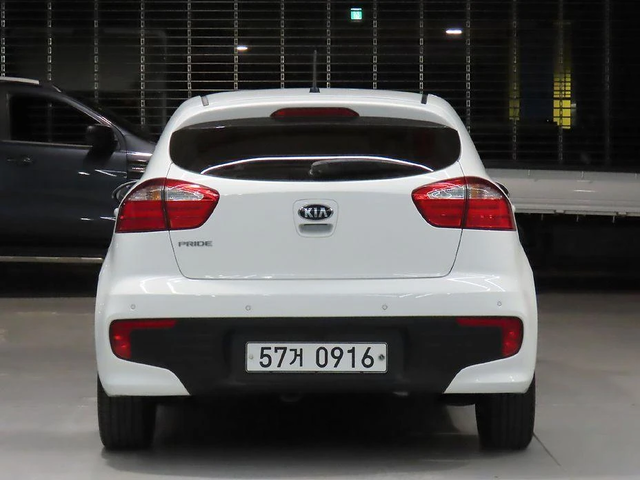 Kia Pride 5DR 1.6 GDI Prestige * НАЙ-ДОБРА ЦЕНА В БЪЛГАРИЯ* - автомобили, коли, обяви за нови и употребявани 2