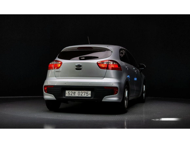 Kia Pride 5DR 1.6 GDI Luxury * НАЙ-ДОБРА ЦЕНА В БЪЛГАРИЯ* - автомобили, коли, обяви за нови и употребявани 3