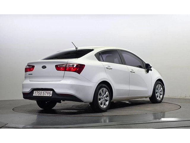 Kia Pride 4DR 1.4 MPI Trendy * НАЙ-ДОБРА ЦЕНА В БЪЛГАРИЯ* - автомобили, коли, обяви за нови и употребявани 1