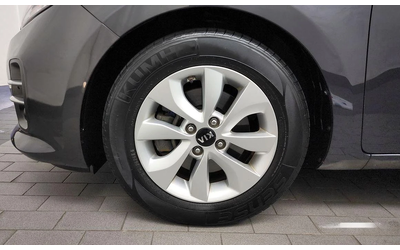 kia-pride - 4