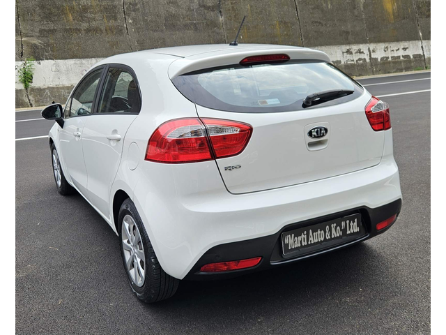 Kia Rio 1.2 I - автомобили, коли, обяви за нови и употребявани 4