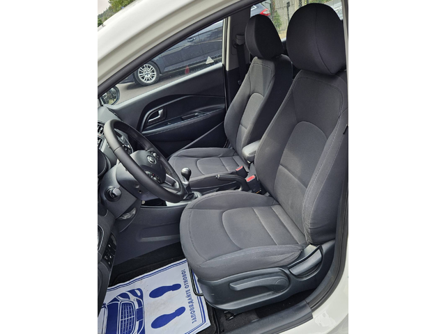 Kia Rio 1.2 I - автомобили, коли, обяви за нови и употребявани 8