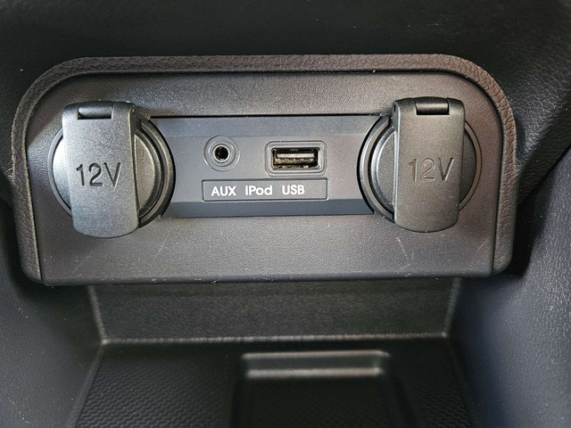 Kia Rio 1.4i / EURO 5B / ЛИЗИНГ - автомобили, коли, обяви за нови и употребявани 11