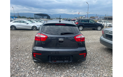 kia-rio - 5
