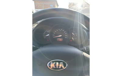 Kia Rio - автомобили, коли, обяви за нови и употребявани 14