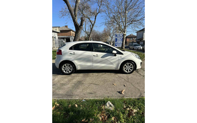 Kia Rio - автомобили, коли, обяви за нови и употребявани 9