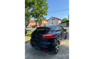 kia-rio - 3