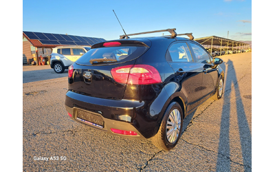 kia-rio - 5