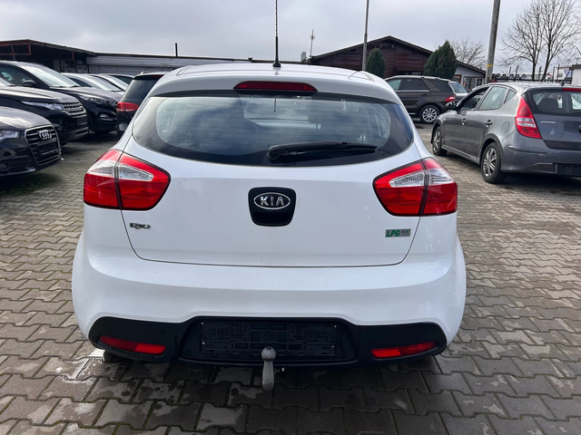 Kia Rio 1.2GAZ EURO 5 - автомобили, коли, обяви за нови и употребявани 6