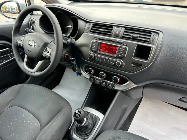 Kia Rio 1.4 CRDI / 90 кс - автомобили, коли, обяви за нови и употребявани 14