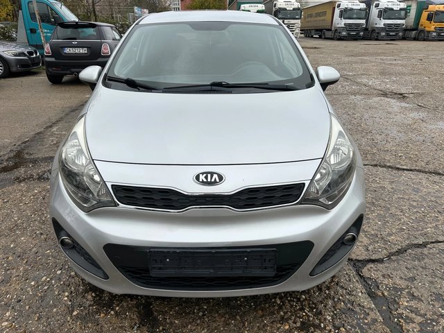 Kia Rio 1.4 CRDI / 90 кс - автомобили, коли, обяви за нови и употребявани 1