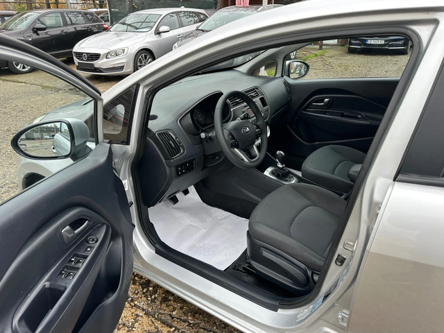 Kia Rio 1.4 CRDI / 90 кс - автомобили, коли, обяви за нови и употребявани 7