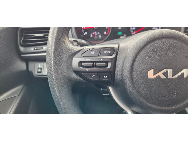 Kia Rio БЕНЗИН АВТОМАТИК  82 ХИЛ.КМ. - автомобили, коли, обяви за нови и употребявани 13