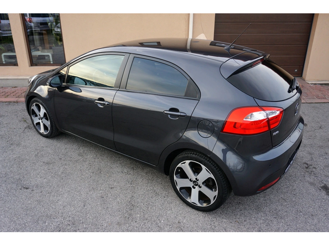 Kia Rio 1.2i 16v COOL KEYLESSGO - автомобили, коли, обяви за нови и употребявани 3