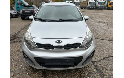 kia-rio - 1