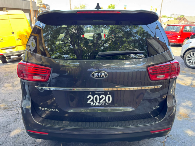 Kia Sedona - автомобили, коли, обяви за нови и употребявани 3