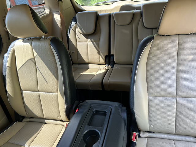 Kia Sedona EX - автомобили, коли, обяви за нови и употребявани 13