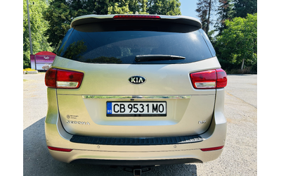 kia-sedona-ex - 4