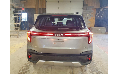 kia-seltos-2-0l-4-all-wheel-drive - 5