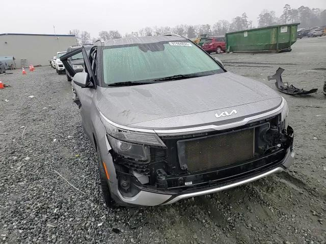 Kia Seltos 2.0L 4 Front-wheel Drive - автомобили, коли, обяви за нови и употребявани 0