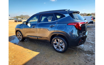 kia-seltos-2-0l-4-front-wheel-drive - 2