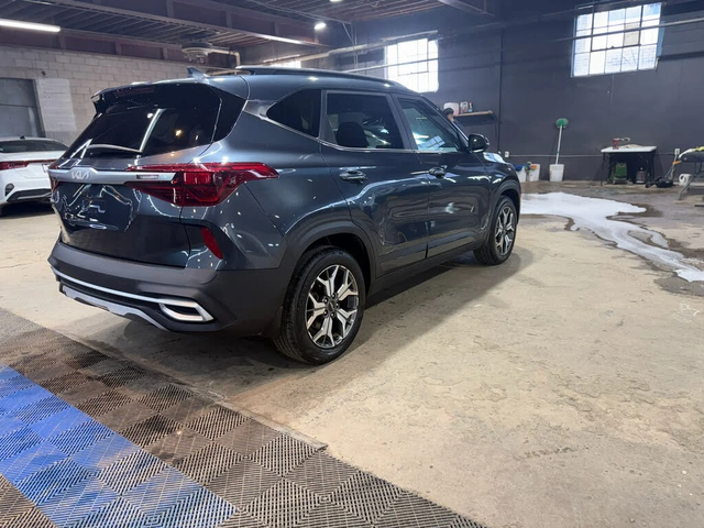 Kia Seltos EX Premium AWD* АвтоКредит* (ЦЕНА ДО БГ)* - автомобили, коли, обяви за нови и употребявани 7