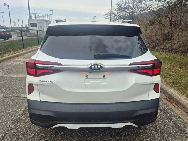 Kia Seltos - автомобили, коли, обяви за нови и употребявани 7