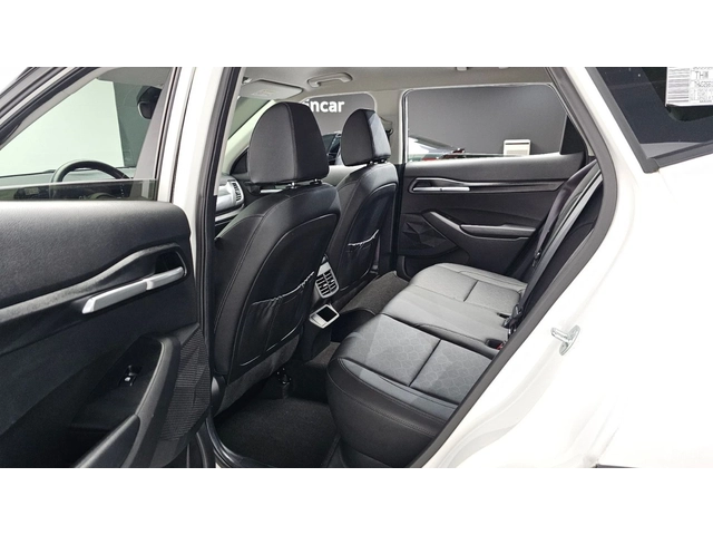 Kia Seltos 2.0 2WD Prestige* КОЖА* ОБДУХВ* НАВИ - автомобили, коли, обяви за нови и употребявани 8