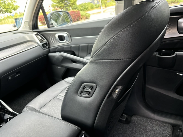 Kia Sorento 6+ 1 1.6Т HEV 4x4 EVOLUTION hybrid Full Panorama - автомобили, коли, обяви за нови и употребявани 10