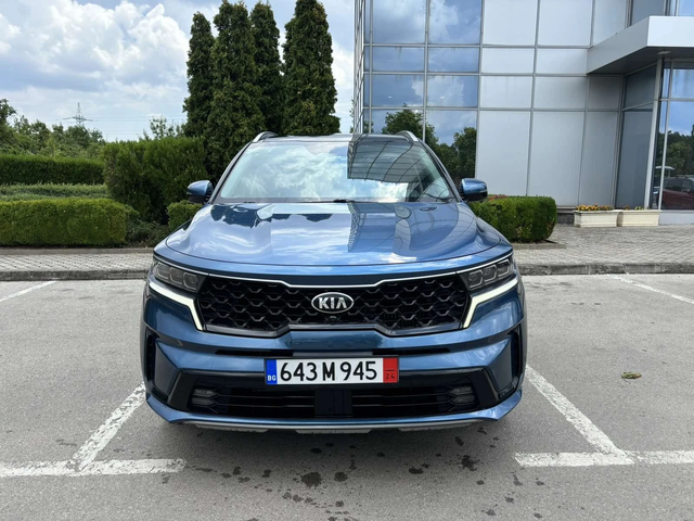 Kia Sorento 6+ 1 1.6Т HEV 4x4 EVOLUTION hybrid Full Panorama - автомобили, коли, обяви за нови и употребявани 1