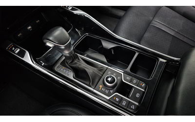 Kia Sorento 4th Generation Diesel 2.2 4WD Trendy - автомобили, коли, обяви за нови и употребявани 8