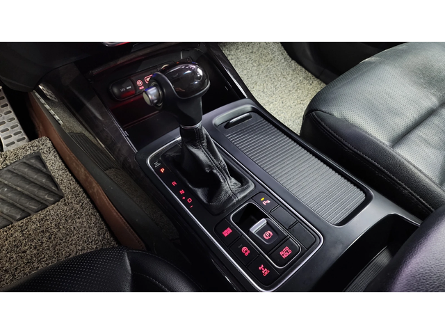 Kia Sorento All New Diesel 2.2 4WD Noblesse - автомобили, коли, обяви за нови и употребявани 8