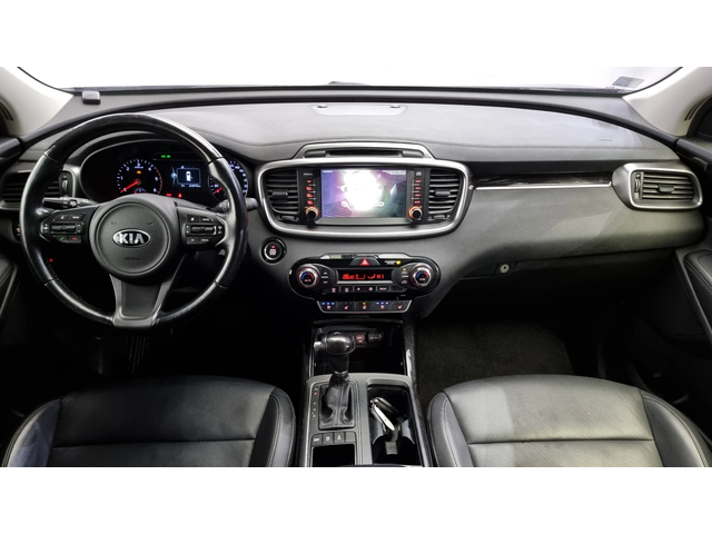 Kia Sorento Diesel 2.2 4WD Prestige - автомобили, коли, обяви за нови и употребявани 6