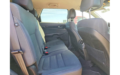 Kia Sorento 2.4L 4 ALL WHEEL DRIVE - автомобили, коли, обяви за нови и употребявани 10