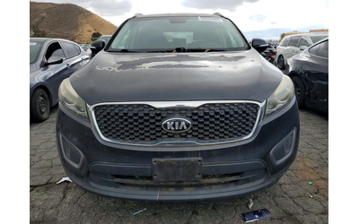 kia-sorento-2-4l-4-front-wheel-drive - 4