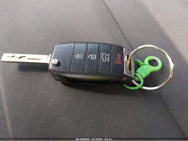 Kia Sorento 2.4L I-4 DI, DOHC, VVT, 185HP Front Wheel Drive - автомобили, коли, обяви за нови и употребявани 10