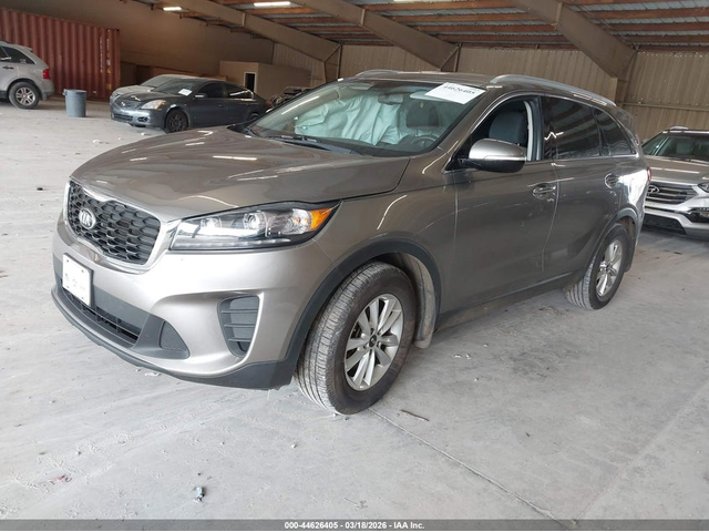 Kia Sorento 2.4L I-4 DI, DOHC, VVT, 185HP Front Wheel Drive - автомобили, коли, обяви за нови и употребявани 1