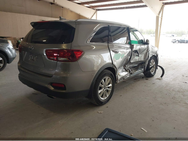 Kia Sorento 2.4L I-4 DI, DOHC, VVT, 185HP Front Wheel Drive - автомобили, коли, обяви за нови и употребявани 3