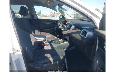 kia-sorento-2-4l-i-4-di-dohc-vvt-185hp-front-wheel-drive - 4