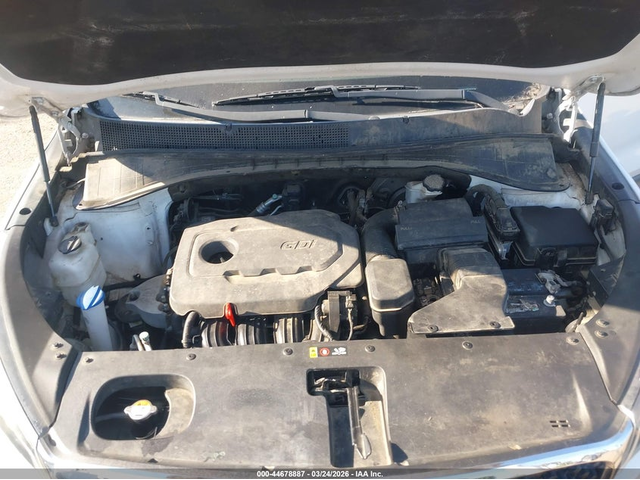 Kia Sorento 2.4L I-4 DI, DOHC, VVT, 185HP Front Wheel Drive - автомобили, коли, обяви за нови и употребявани 9