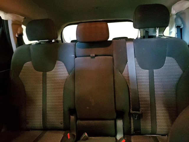 Kia Sorento 2.5L 4 FRONT WHEEL DRIVE - автомобили, коли, обяви за нови и употребявани 10